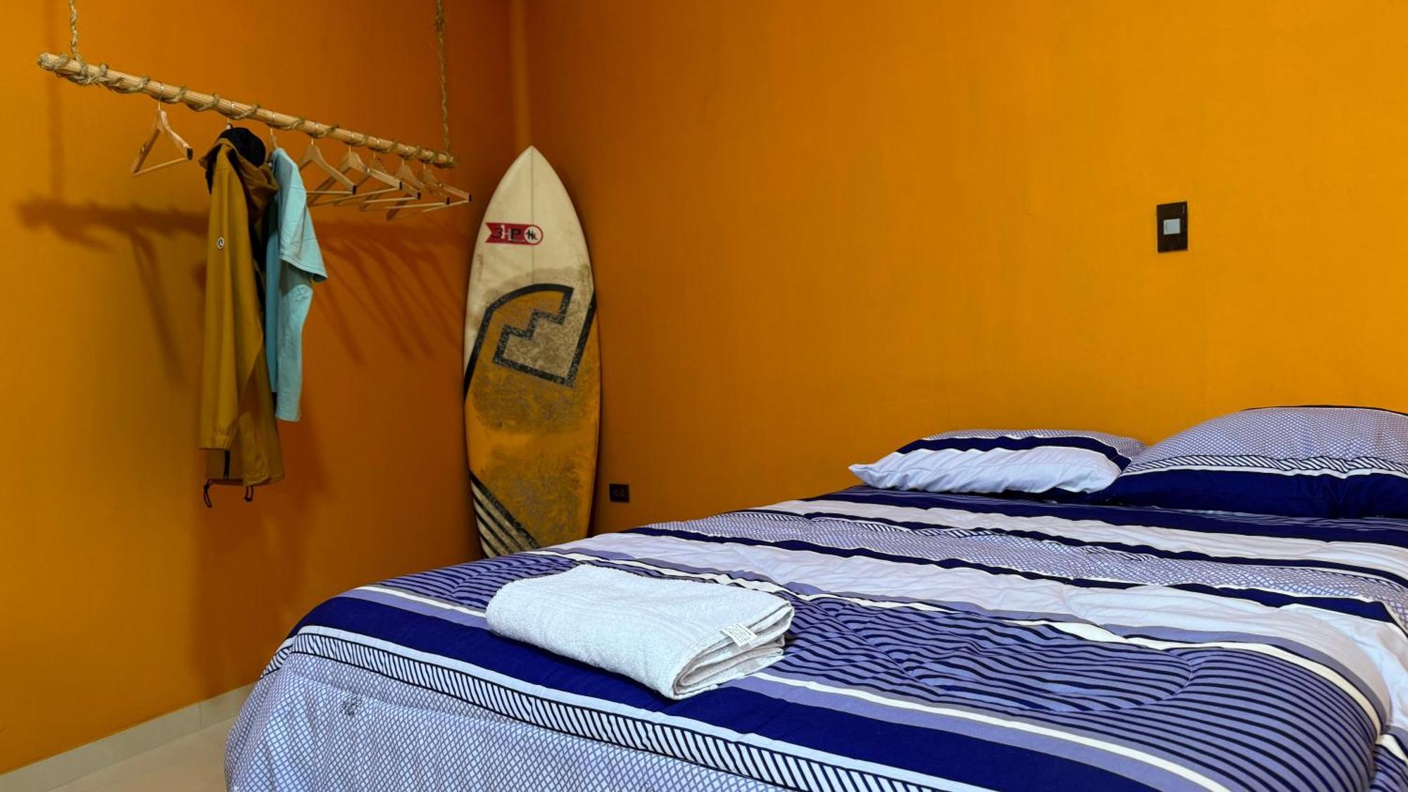 Family Surf Chicama Hotel Puerto Chicama Exterior photo